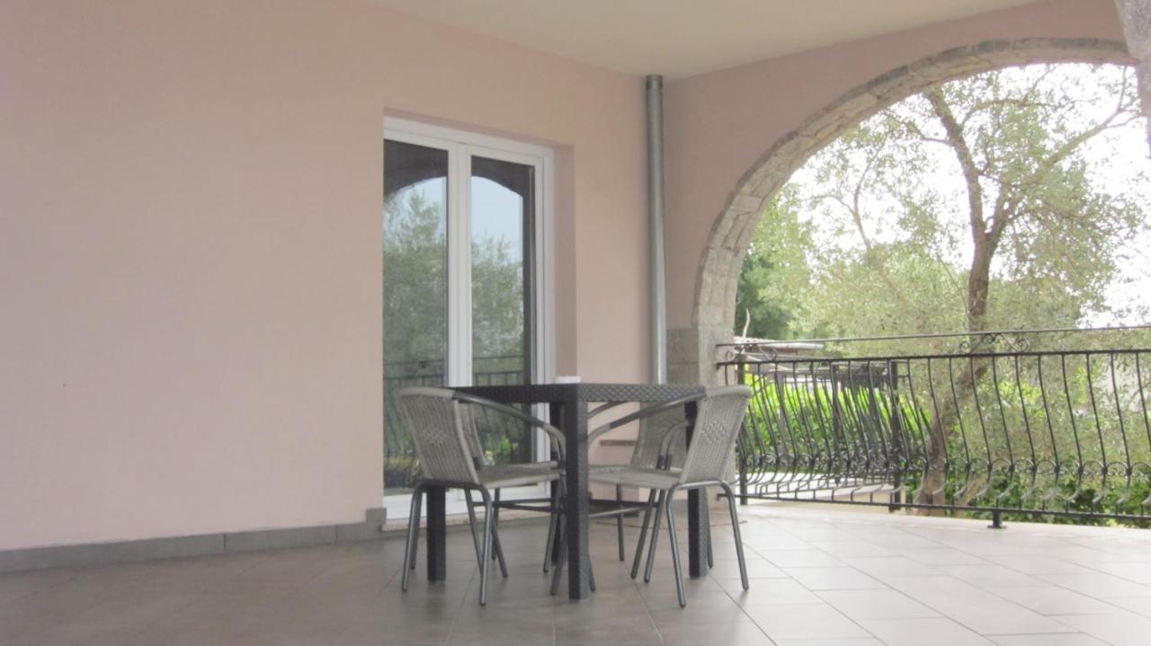 Natasa Apartments Krk Vrh  Kültér fotó