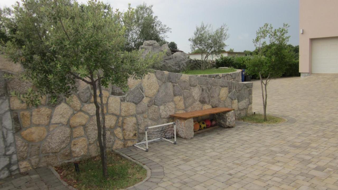 Natasa Apartments Krk Vrh  Kültér fotó
