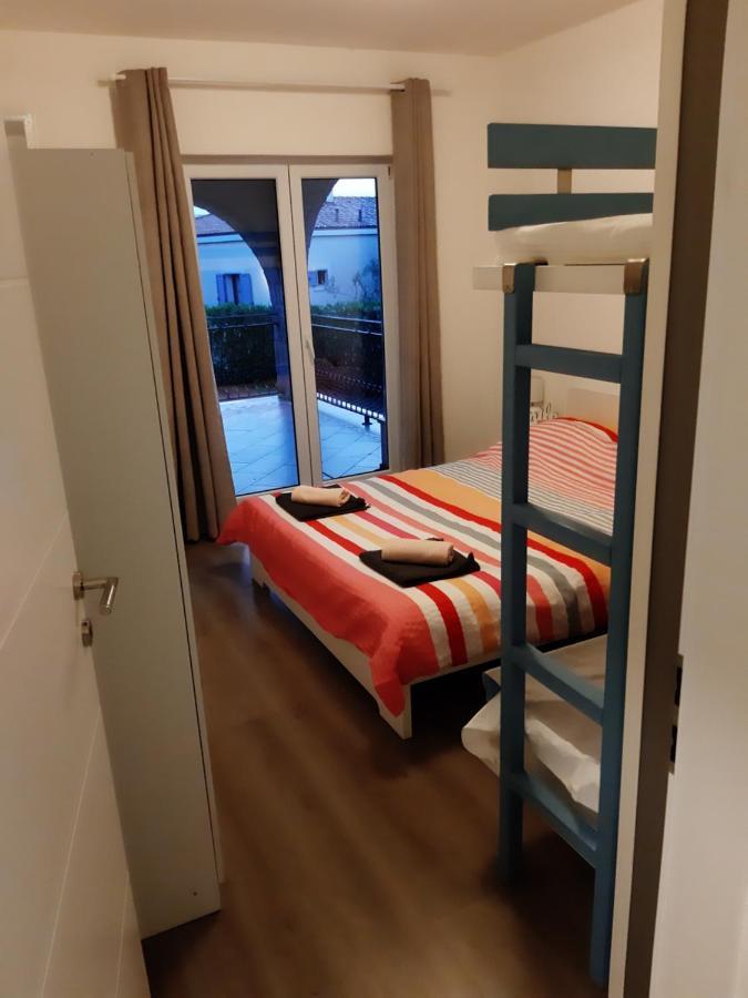 Natasa Apartments Krk Vrh  Kültér fotó