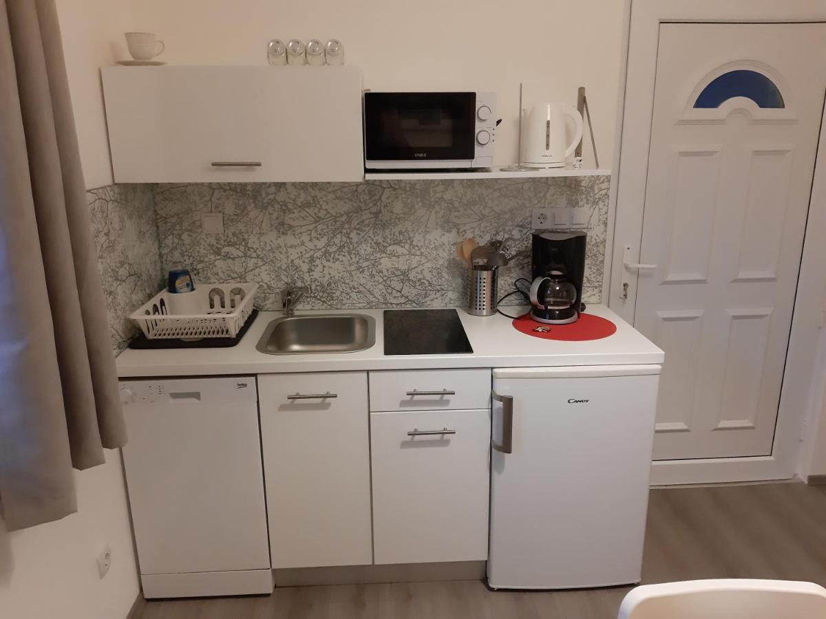 Natasa Apartments Krk Vrh  Kültér fotó